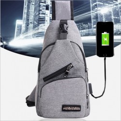 休閒單肩斜挎包 可接行動電源充電背包 帆布胸包