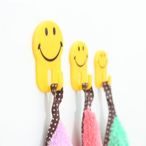 可愛笑臉掛鉤 強力無痕黏貼掛勾 塑膠掛鉤 3入裝