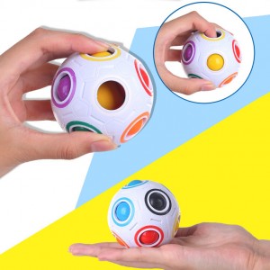 創意足球彩虹魔方球 減壓魔方 彩虹足球魔方 益智玩具