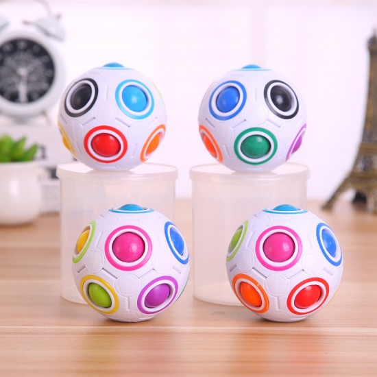 創意足球彩虹魔方球 減壓魔方 彩虹足球魔方 益智玩具