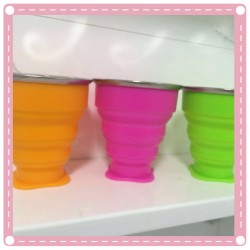 多功能創意摺疊水杯 戶外必備矽膠伸縮杯 方便攜帶摺疊杯 多功能創意摺疊水杯 戶外必備矽膠伸縮杯 方便攜帶摺疊杯