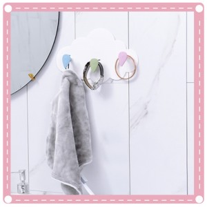 雲朵造型無痕三連掛勾 廚房浴室房間必備門後掛勾 無痕掛勾