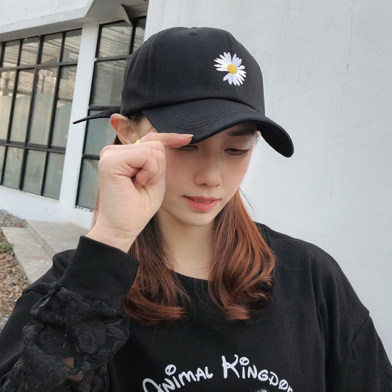 刺繡小花鴨舌帽 可愛雛菊日系棒球帽 時尚遮陽帽 百搭棒球帽