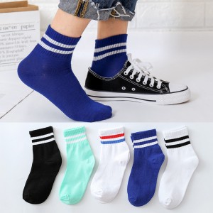 學院風中筒襪 秋冬必備中筒襪 運動防滑襪子 創意條紋中筒襪 學生必備