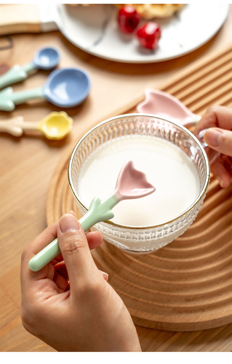 【立體花朵】INS風質感陶瓷匙 - 咖啡甜點多功能湯匙4