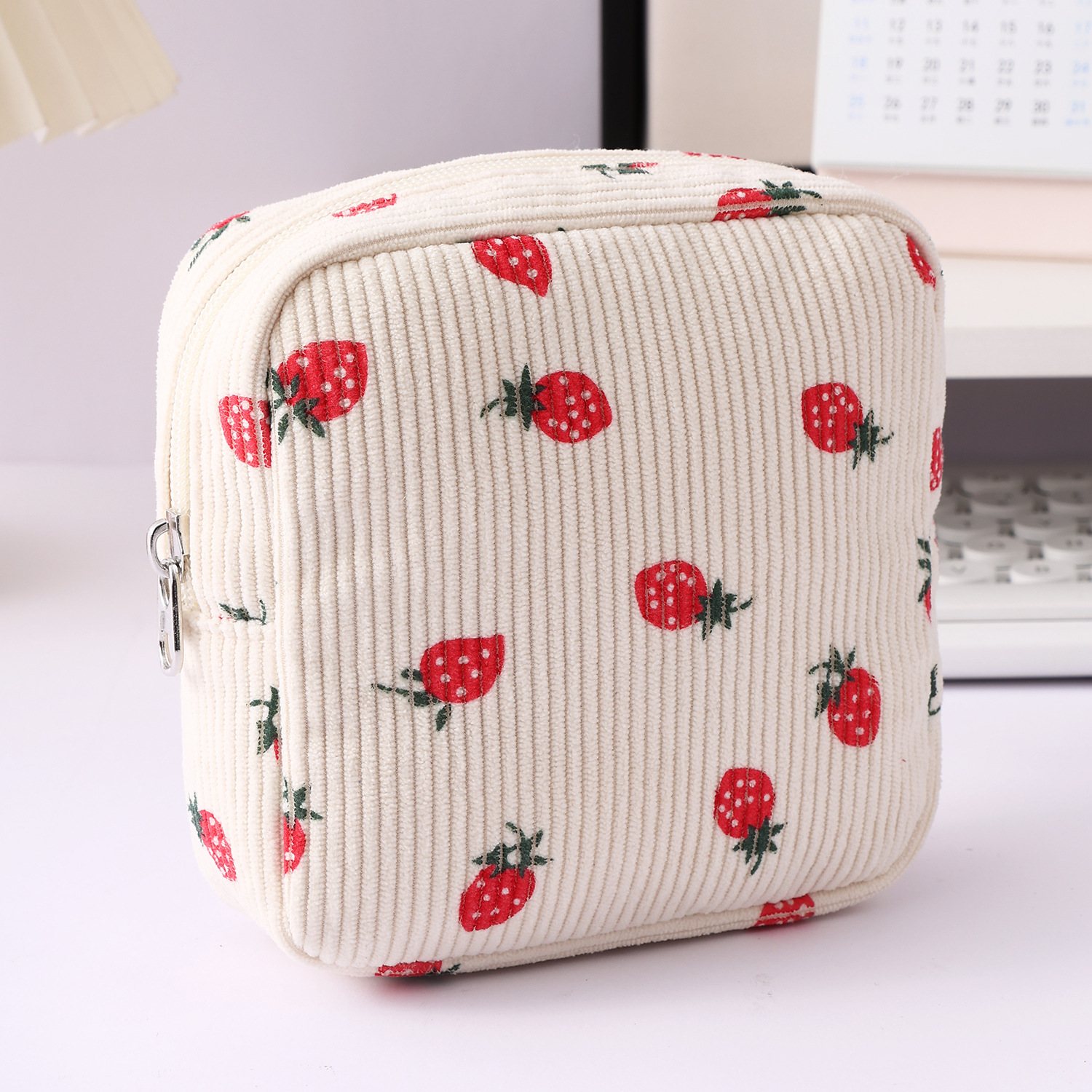 【多款花色】可愛圖案收納包 - 衛生棉化妝小物收納袋