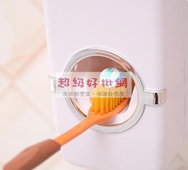 牙膏擠壓器 防塵牙刷架組合2
