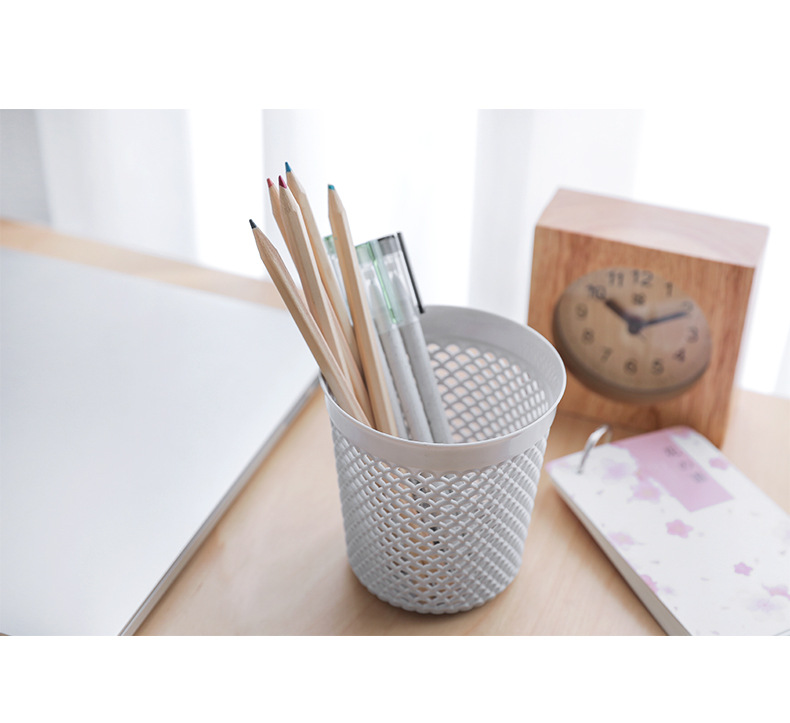 簡約素色鏤空筆筒 桌面文具收納筒 創意網格筆筒2