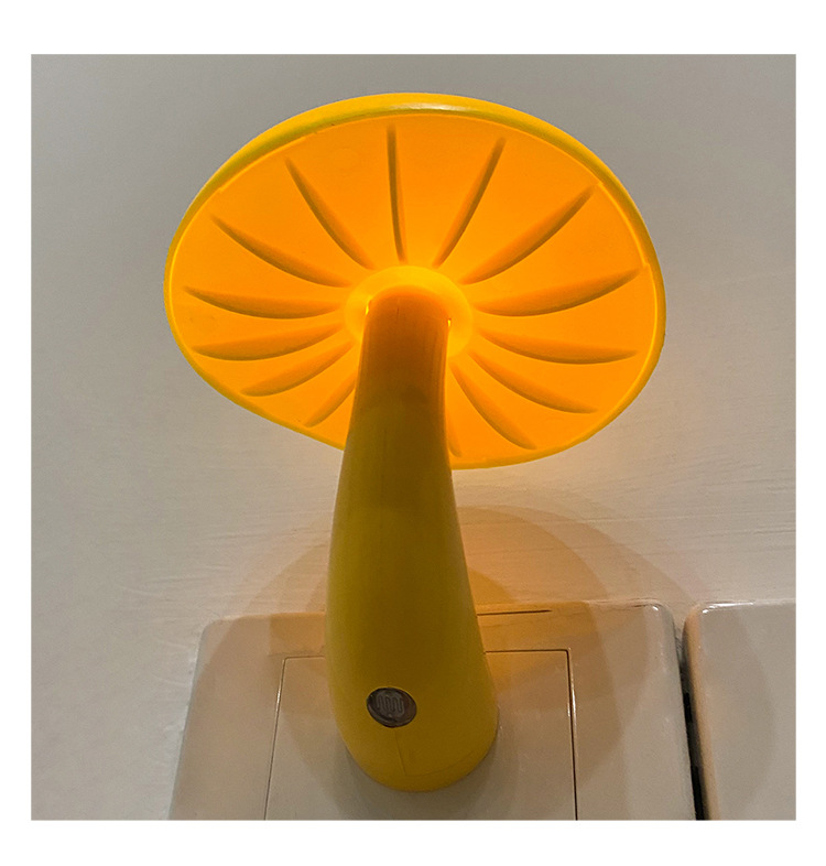 可愛蘑菇造型小夜燈 LED床頭小燈 光控插電式夜燈 香菇感應夜燈8